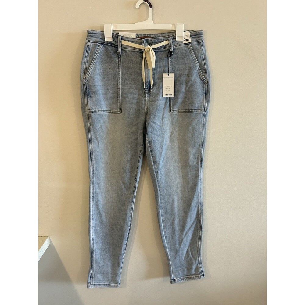 NEW! Judy Blue Jogger Jeans High Rise Light Wash Denim 15/32 Drawstring Waist